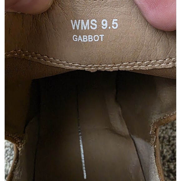 Report Boots Size 9.5 Stacked Heel Ankle Booties Light Brown Faux Leather - Picture 3 of 12